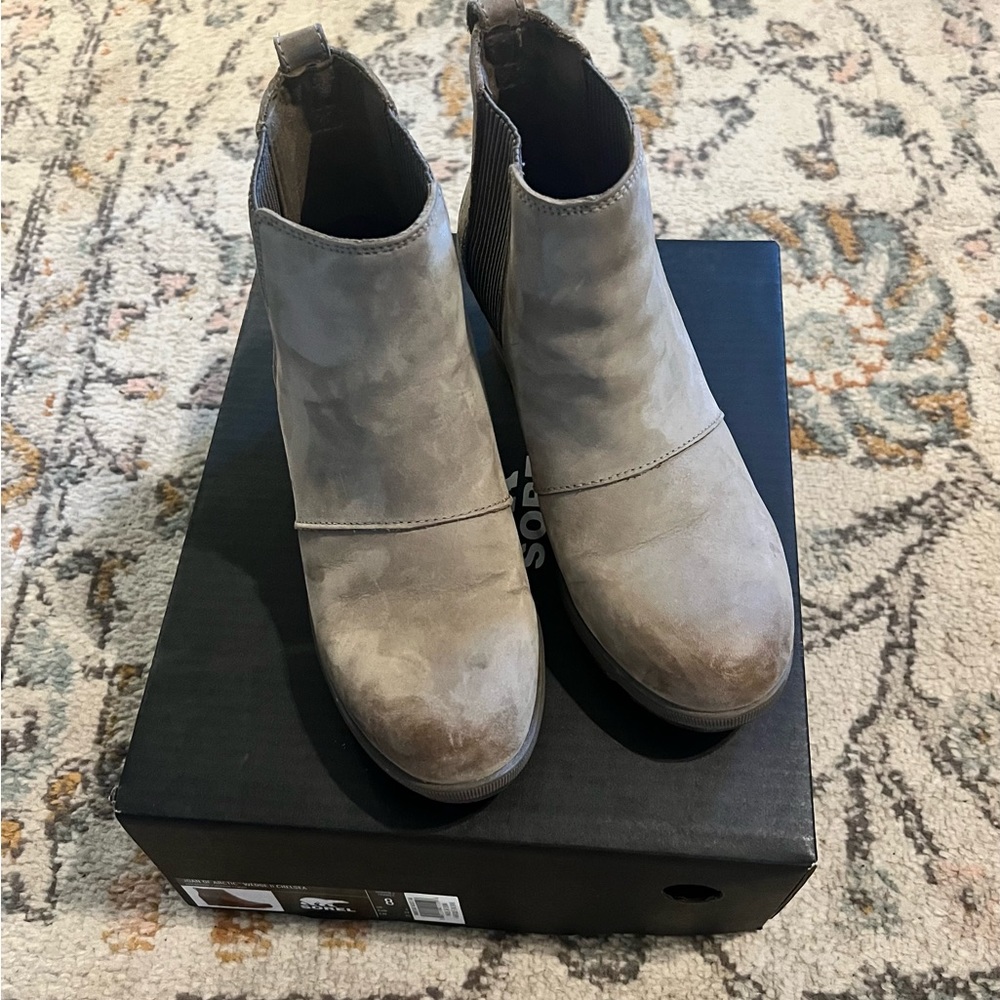 Sorel Joan of Arctic Wedge II Chelsea Sz 8 in ash brown